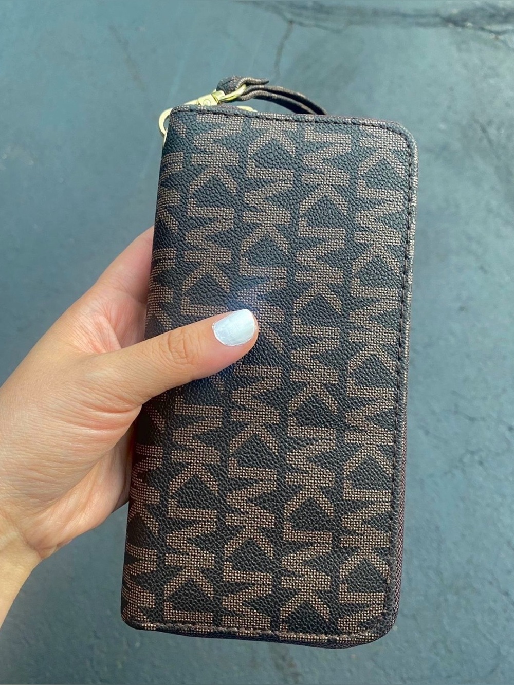 Zip Wallet in Dark Brown and Tan